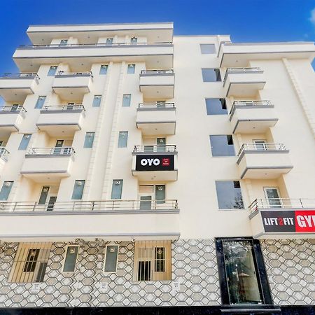 Hotel O Rm Homes 구르가온 외부 사진
